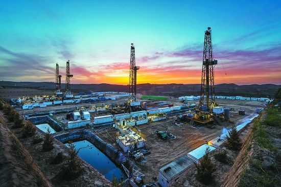 油田井里的藥劑是什么？